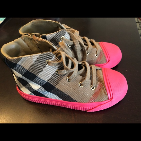 Burberry Other - Burberry girls shoes